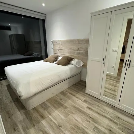 El Serron Apartment *